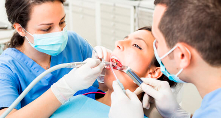 Методы имплантации зубов в Израиле